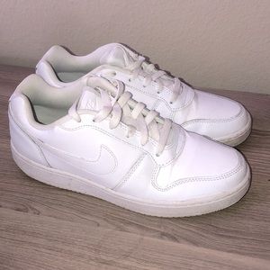 Nike Women’s Leather Sneaker - size 8